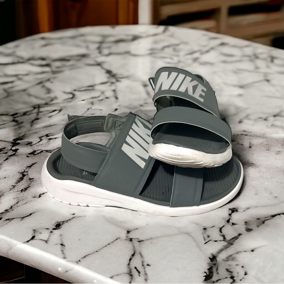 Nike Shoes - 💕Nike Women’s Tanjun Sandals Adjustable Gray sandals